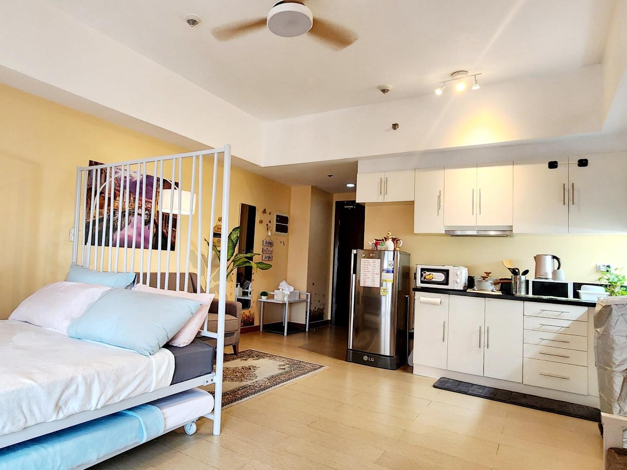 Spacious Cozy Suite At The Venice Mall With Free Parking And Washing Machine (Adults Only) Taguig Bilik gambar