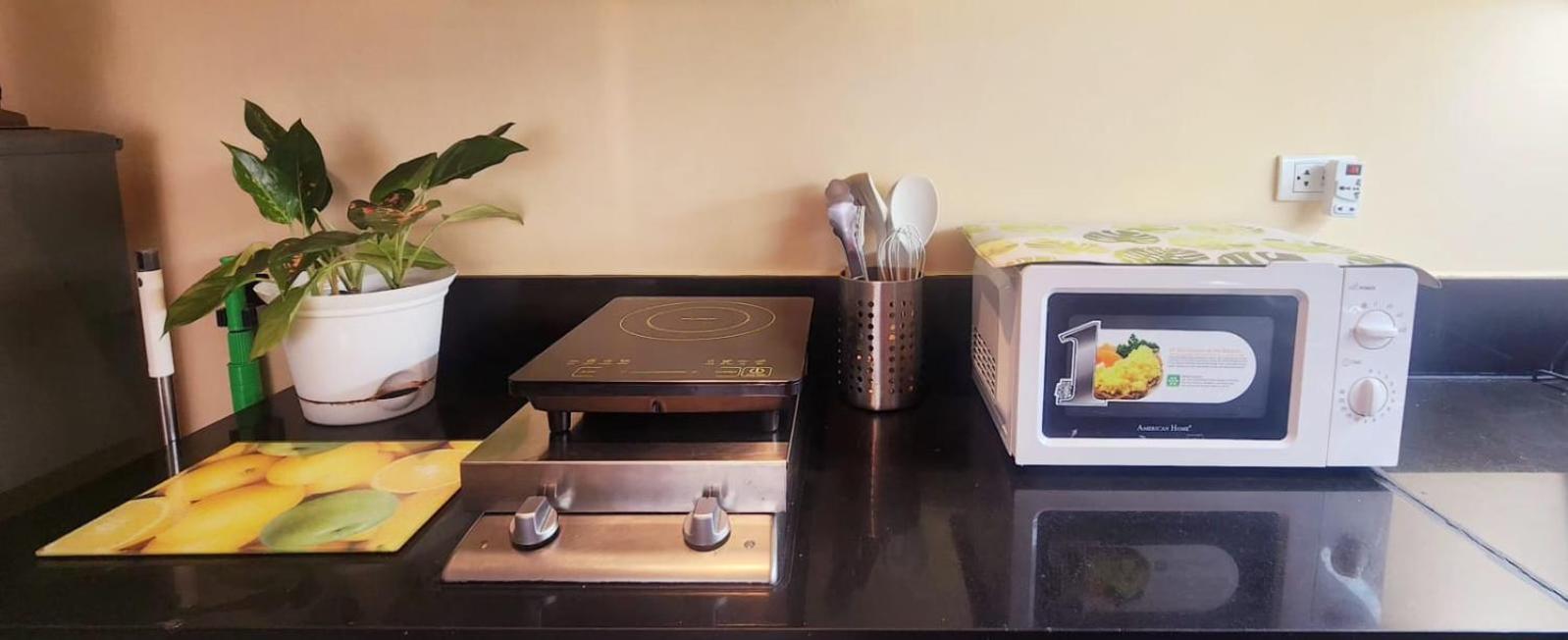 Spacious Cozy Suite At The Venice Mall With Free Parking And Washing Machine (Adults Only) Taguig Luaran gambar